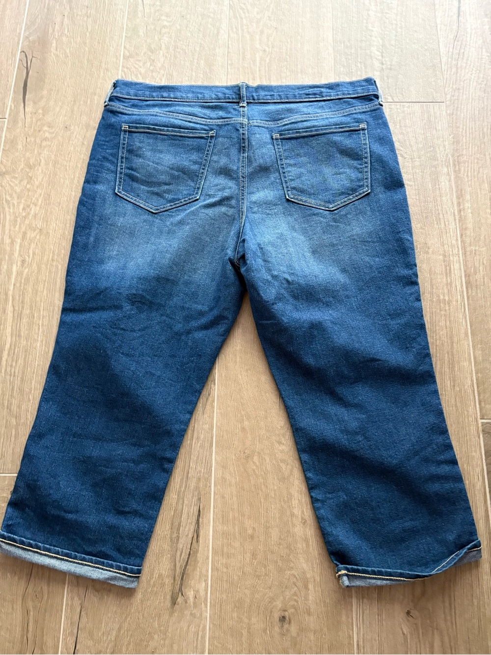 Old Navy size 16 cropped denim jeans - Picture 2 of 6